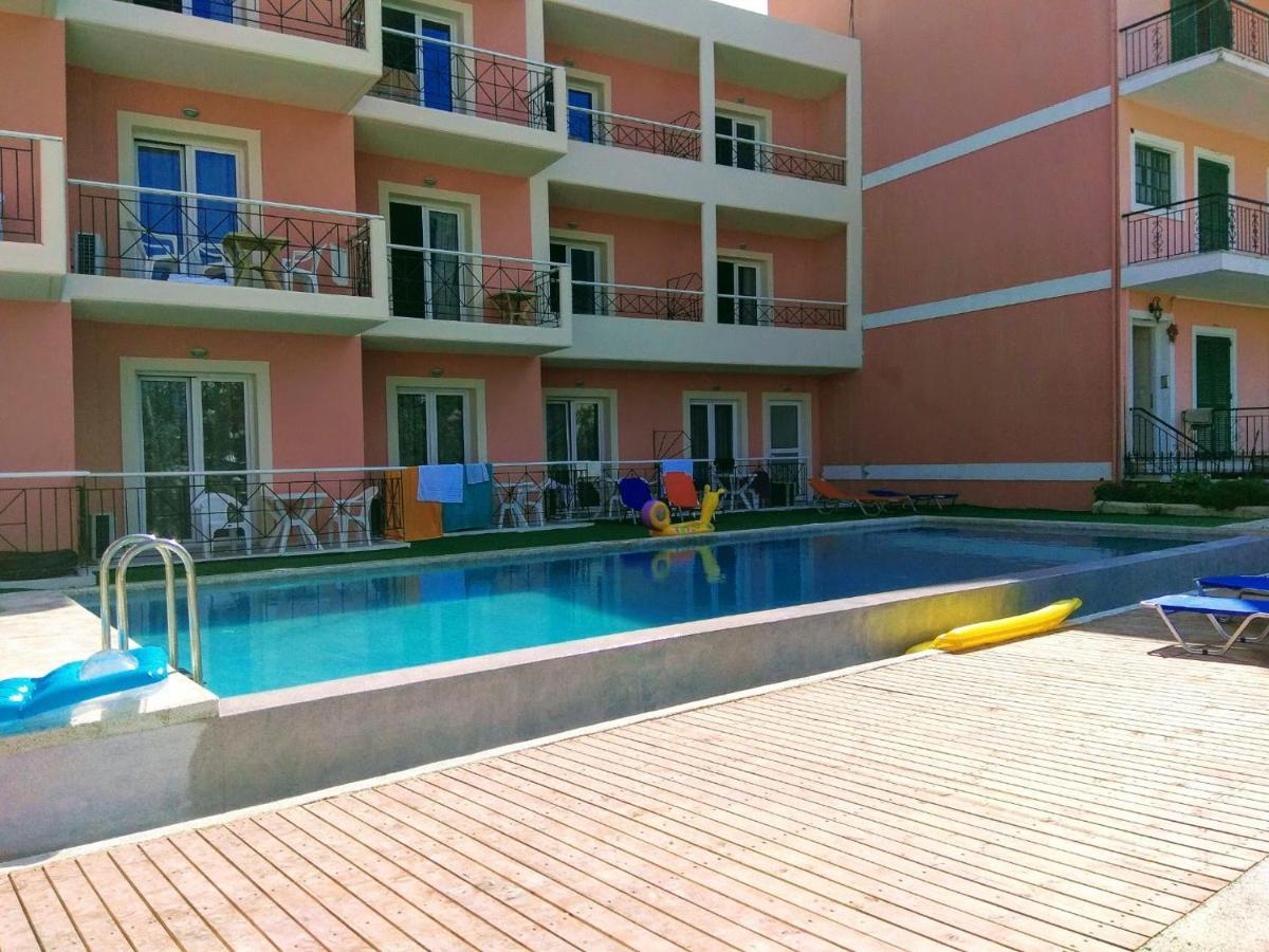 Delfini Hotell Nydrí Eksteriør bilde